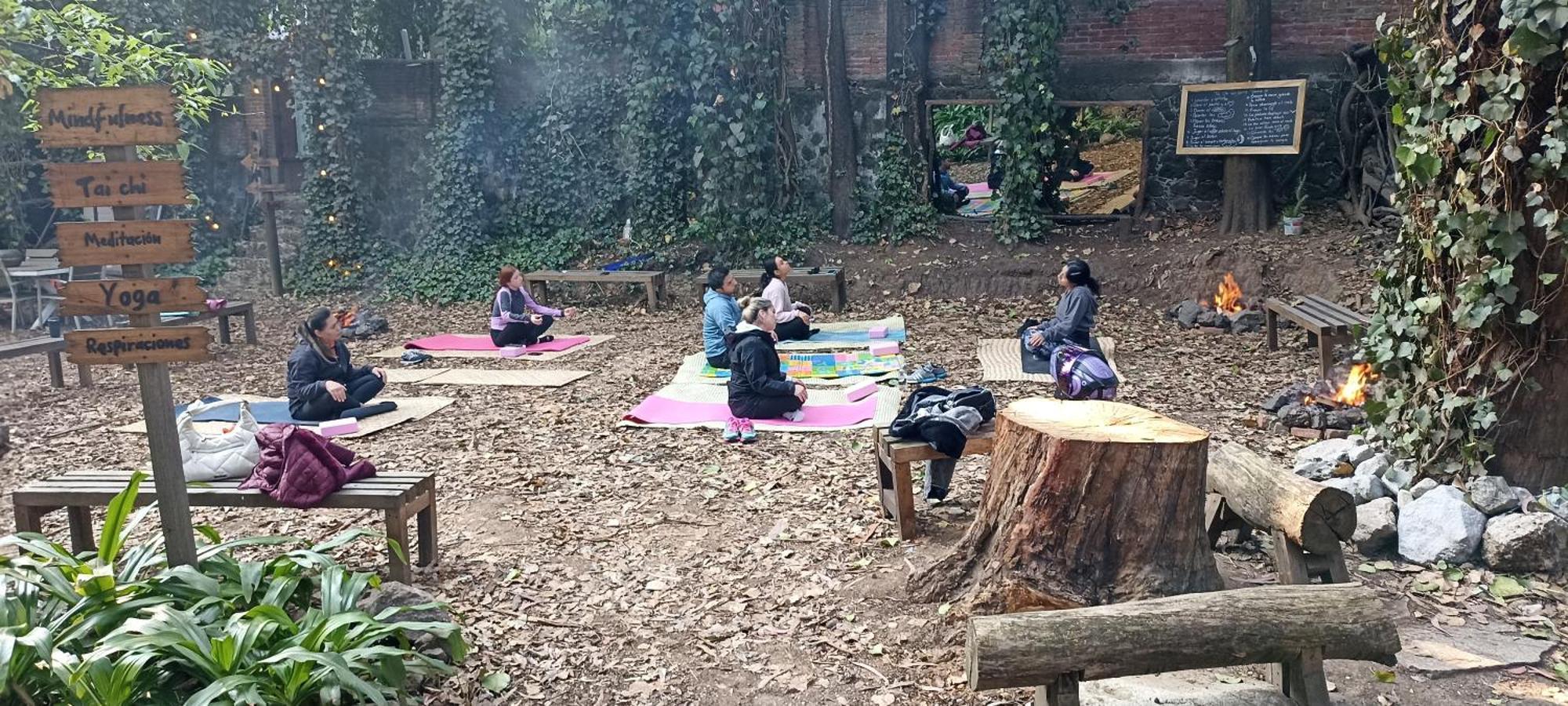 Mindfulness Glamping, Retiro De Yoga, *
